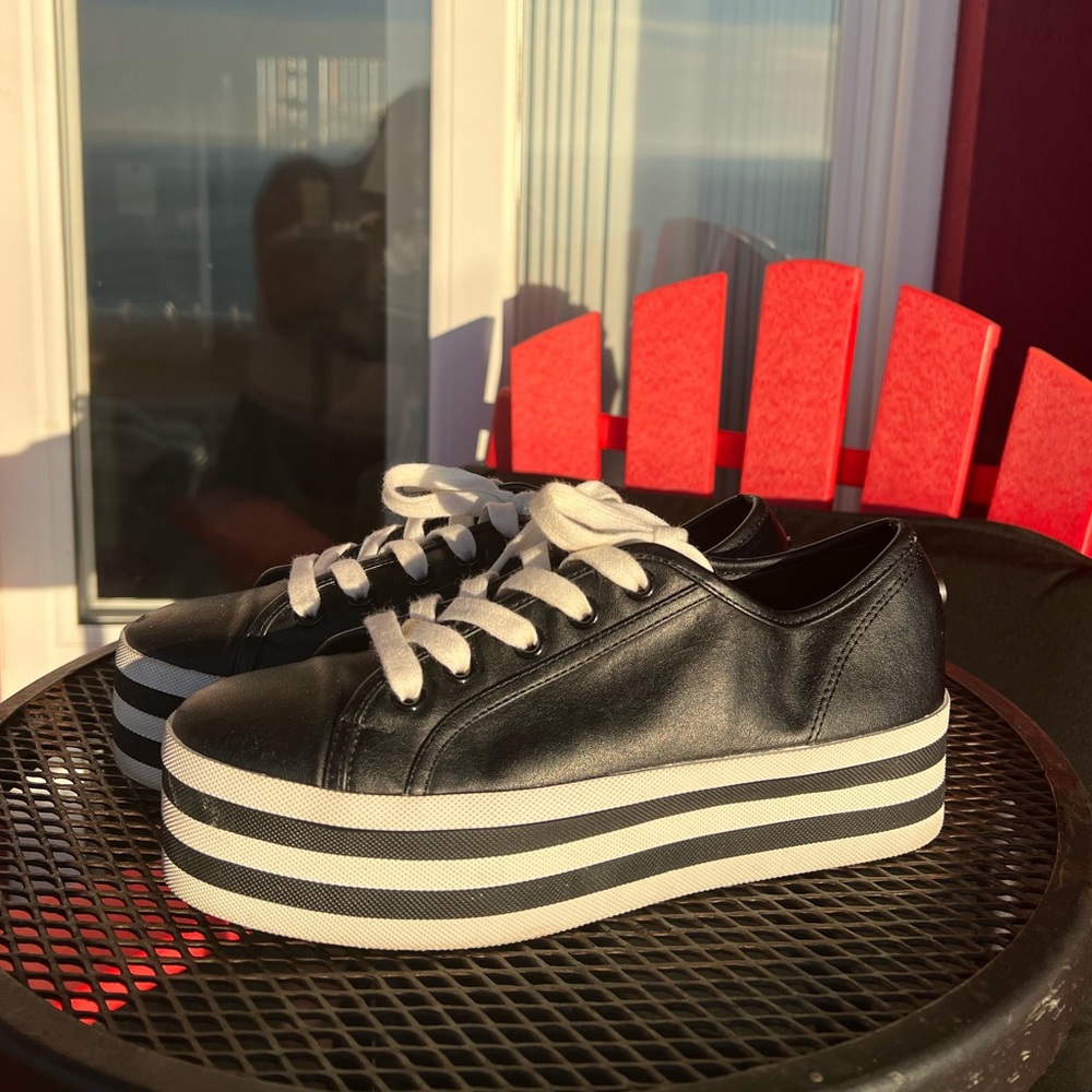 STEVE MADDEN shoes | Platform Striped Sneakers